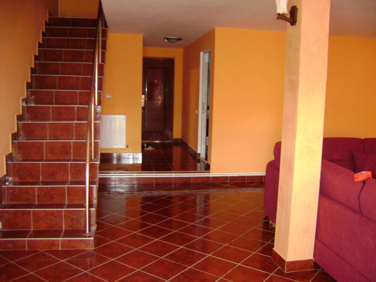 Hotel Casa Dobrin Arefu Esterno foto
